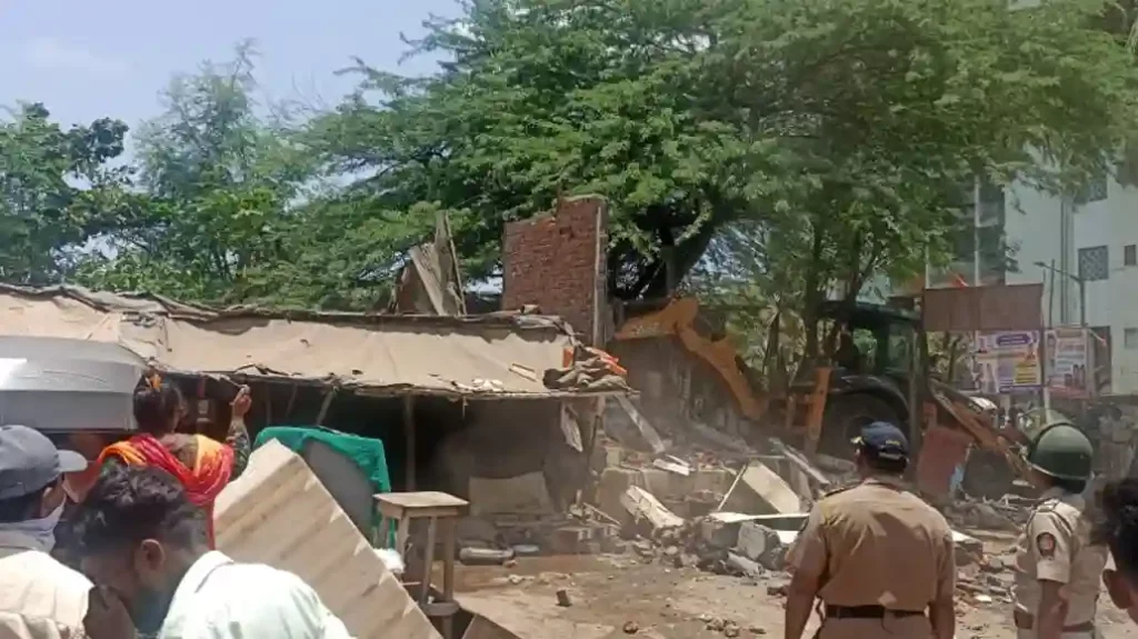 bulldozer pattern in maharashtra, state government demolished the unauthorized constructions of bangladeshi infiltrators