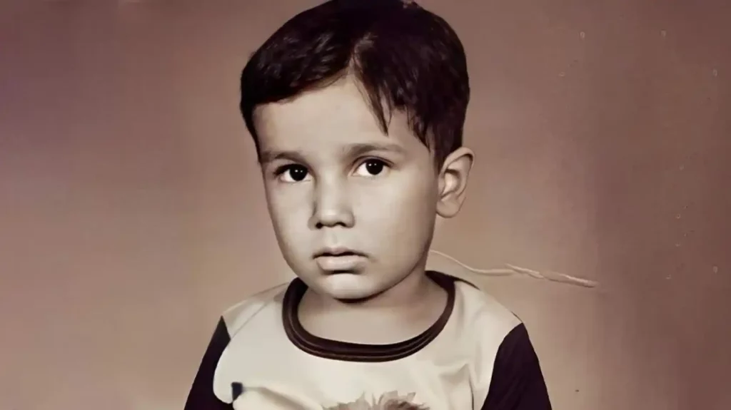 drove taxi became waiter this cute boy today is superstar