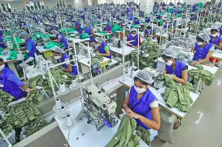 Union Minister of State for Textiles Smt. Darshanaben Jardosh will benefit Surats textile industry with zero duty on looms machines