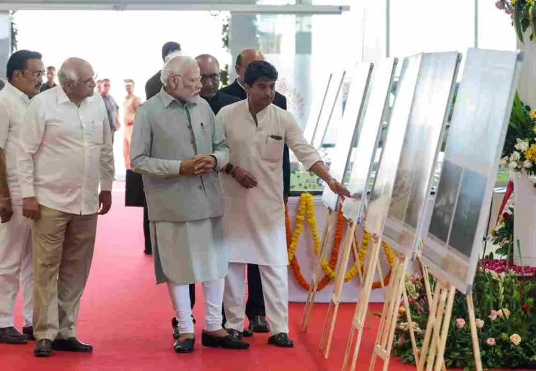 The Prime Minister dedicated the Rajkot International Airport in Rajkot, Gujarat to the country
