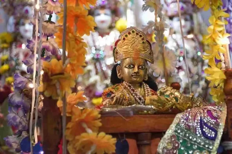 Janmashtami 2023: Why is the birth anniversary of Shri Krishna celebrated 2 days? Learn the difference between Smarta and Vaishnav Janmashtami