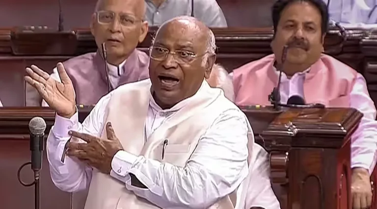 How strong is the new Congress Working Committee, will it be able to take on the BJP in 2024? Know how the status of the 39 members of the committee is now. How strong is the new Congress Working Committee, will it be able to take on the BJP in 2024? Know how the status of the 39 members of the committee is now.