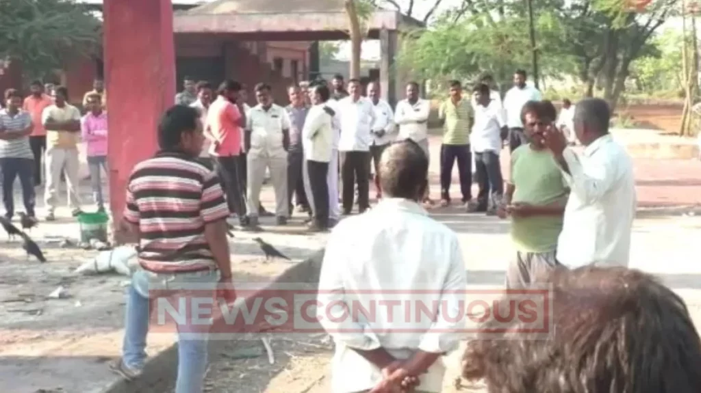 Pandharpur News : A shocking incident has come to light in Pandharpur. Stealing of ashes from cremation house.. Anger in social organization