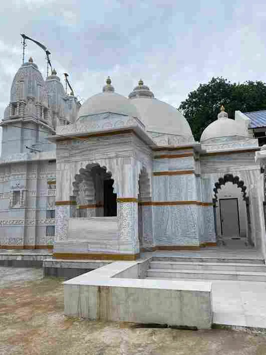 Vanz Village in Chorasi (Surat) Gujarat is associated with historical memories of independence