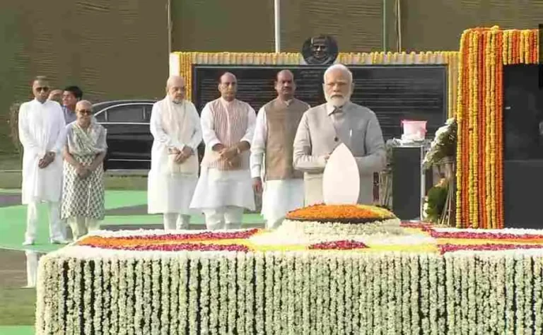 Atal Bihari Vajpayee's death anniversary today, many VVIPs including President Murmu, PM Modi paid tribute by reaching 'Sadaiv Atal