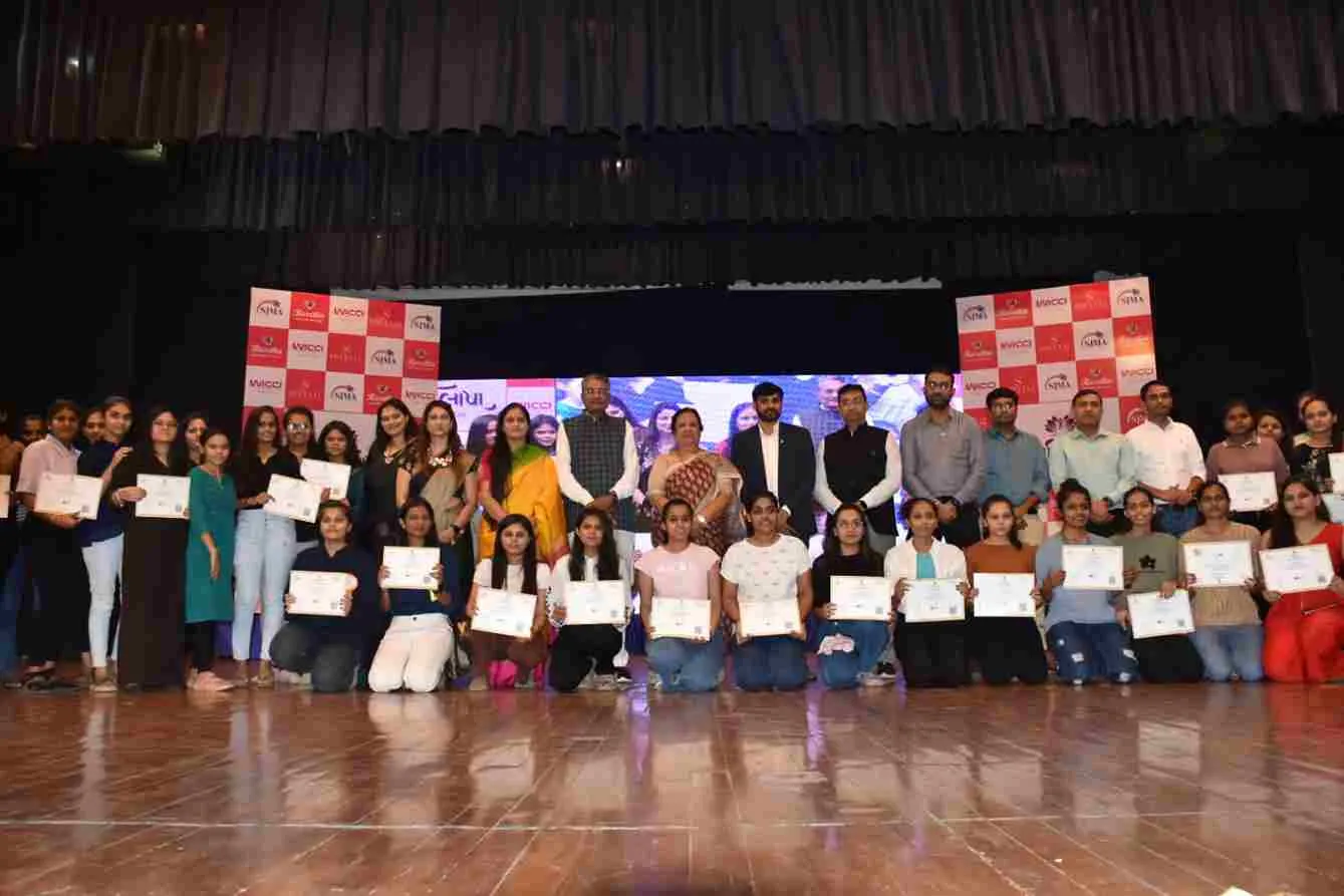 Surat Jewelery Manufacturing Assoc at Varachha for the purpose of empowering women. And WICCI organized 'Abhilasha' program