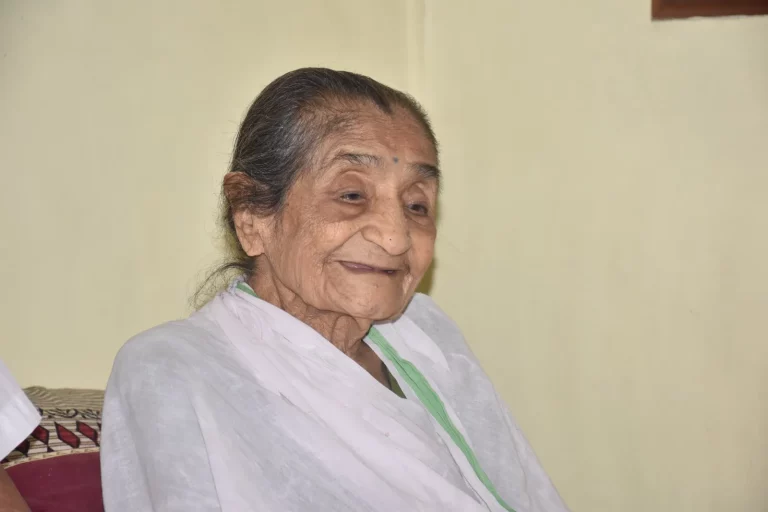 Freedom Fighter : Surat freedom fighter Lalitaben