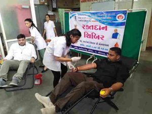 Blood camp was held under the 'Ayushman Bhava' program at Sandhiyer Primary Health Center of olpad taluka.