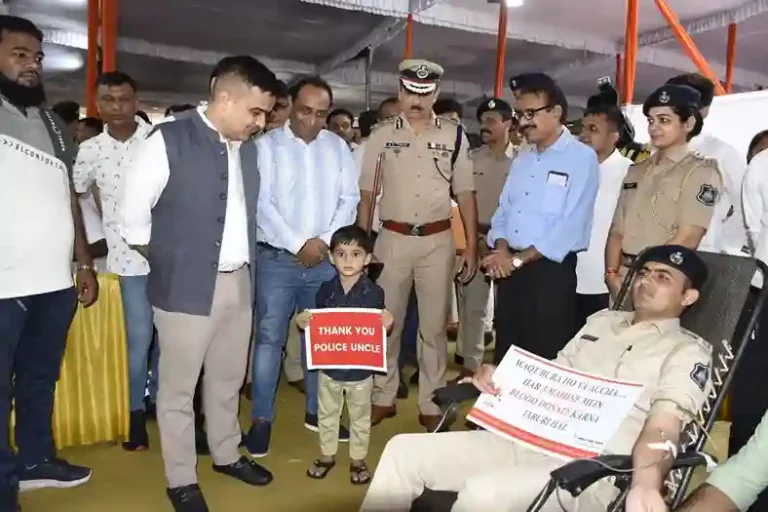 Sixth blood donation camp was held for the adopted thalassemia children by Surat City Police    Sixth blood donation camp was held for the adopted thalassemia children by Surat City Police
