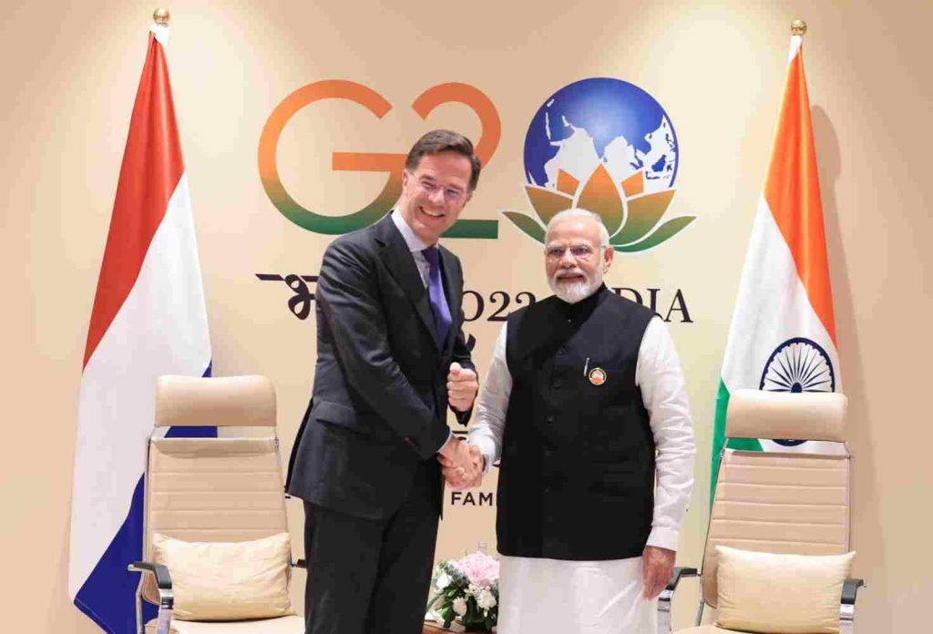 Meeting of Prime Minister Shri with Prime Minister of Netherlands