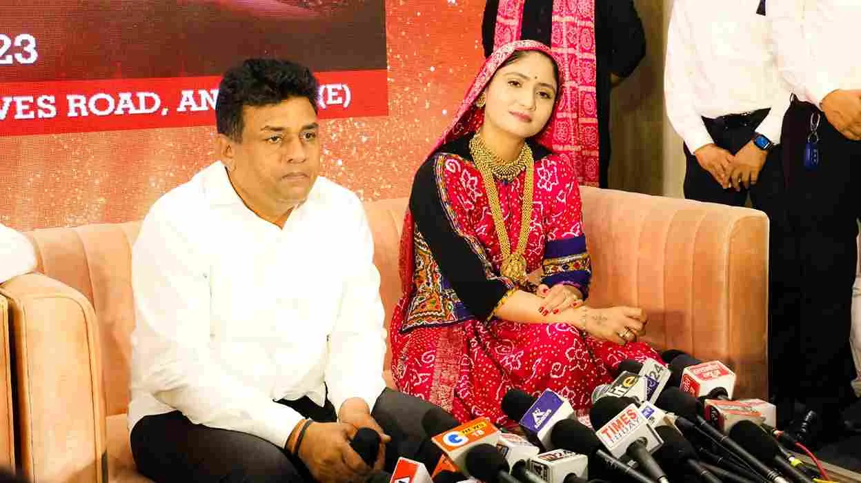 Koyal of Kutch, Gujarat's number one folk singer 'Gita Rabari' Navratri for the first time in Mumbai...