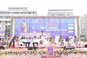 CRPF women bikers team 'Yashaswini' was flagged off by MP CR Patil under the 'Beti Bachao, Beti Padhao' campaign