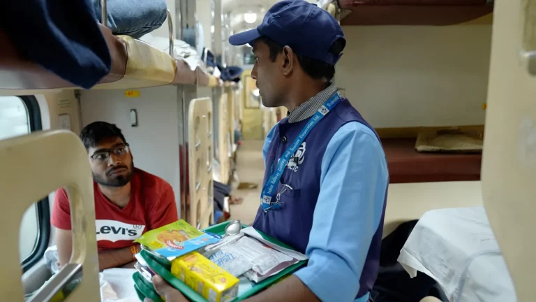 Celebrating the International Year of Millets, Godrej Yummys and IRCTC partner to serve Yummy Millet patties on Rajdhani and August Kranti trains