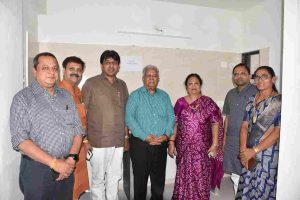 Finance Minister Kanubhai Desai inaugurating 1,611 state-of-the-art facilities under 'Mukhyamantri Griha Yojana' at a cost of Rs.131.84 crore at Jahangirabad and Pandesara in the city.