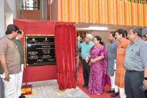Finance Minister Kanubhai Desai inaugurating 1,611 state-of-the-art facilities under 'Mukhyamantri Griha Yojana' at a cost of Rs.131.84 crore at Jahangirabad and Pandesara in the city.