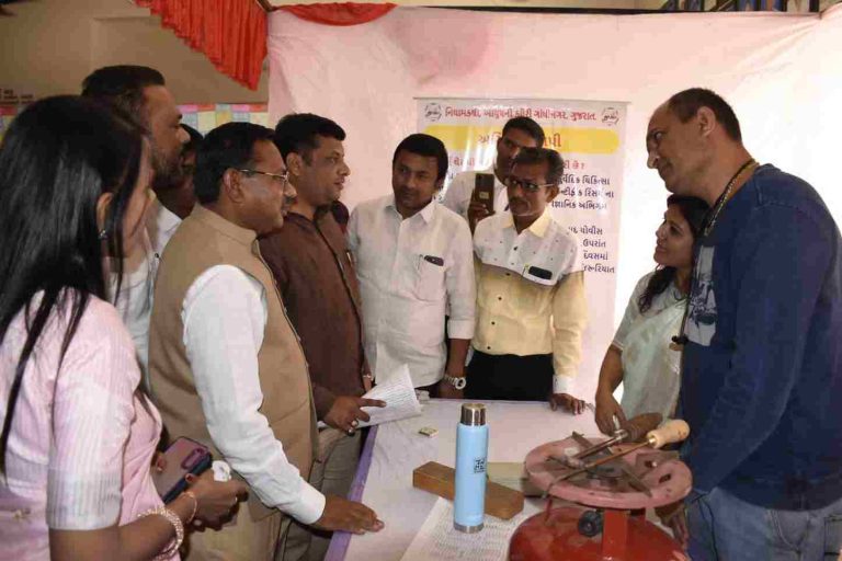 'AYUSH Mela' was organized at Palsana Taluka by the AYUSH branch of the District Panchayat under the chairmanship of MP Shri Prabhubhai Vasava.