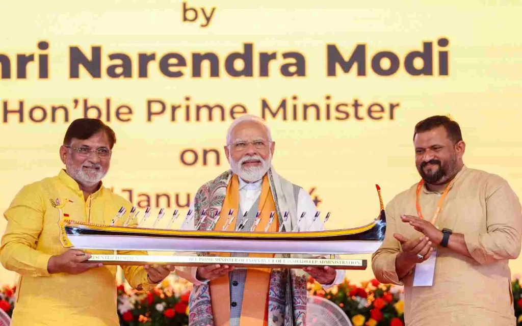 Prime Minister in Kavaratti, Lakshadweep s Inaugurated and laid foundation stones of development projects worth over Rs. 1150 crores