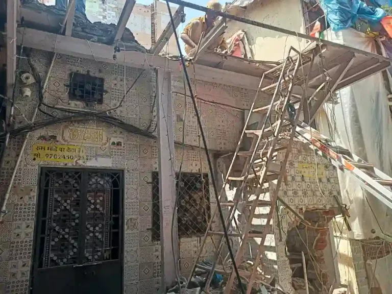 Mumbai BMC demolished illegal construction of religious fundamentalists in Sakinaka