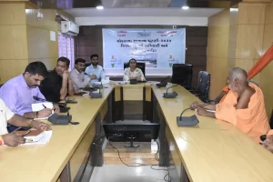 Narmada District Collector Shri Shweta Tevatia chaired a review meeting regarding Uttaravahini Parikrama in the collector's office auditorium.