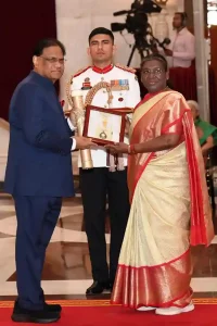 President Droupadi Murmu presented the Bharat Ratna