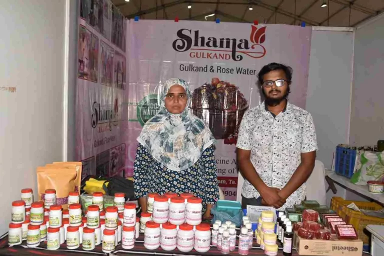 Shamshadben who came to Surat Millet Expo became self-sufficient by making organic products