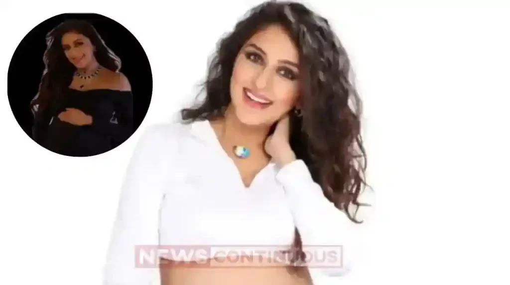 actress aarti chabria pregnant flaunts baby bump