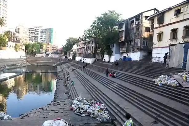 BMC starts Restoration of Historical Banganga restoration. Here are pics BMC starts Restoration of Historical Banganga restoration. Here are pics