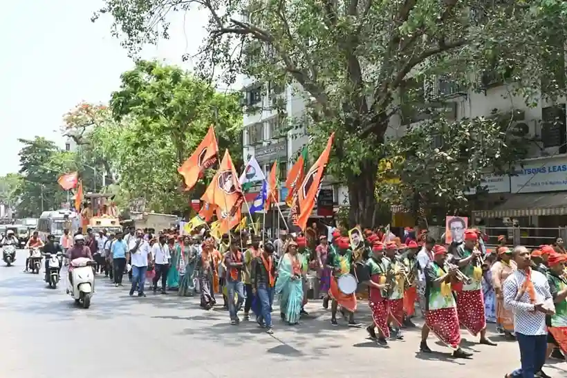 Loksabha Election 2024 BJP candidate Ujjwal Nikam's Grand Yatra got huge response.