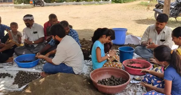 Campaign to sustain biodiversity against global warming by villagers of Parvat Village of Mandvi taluka of surat