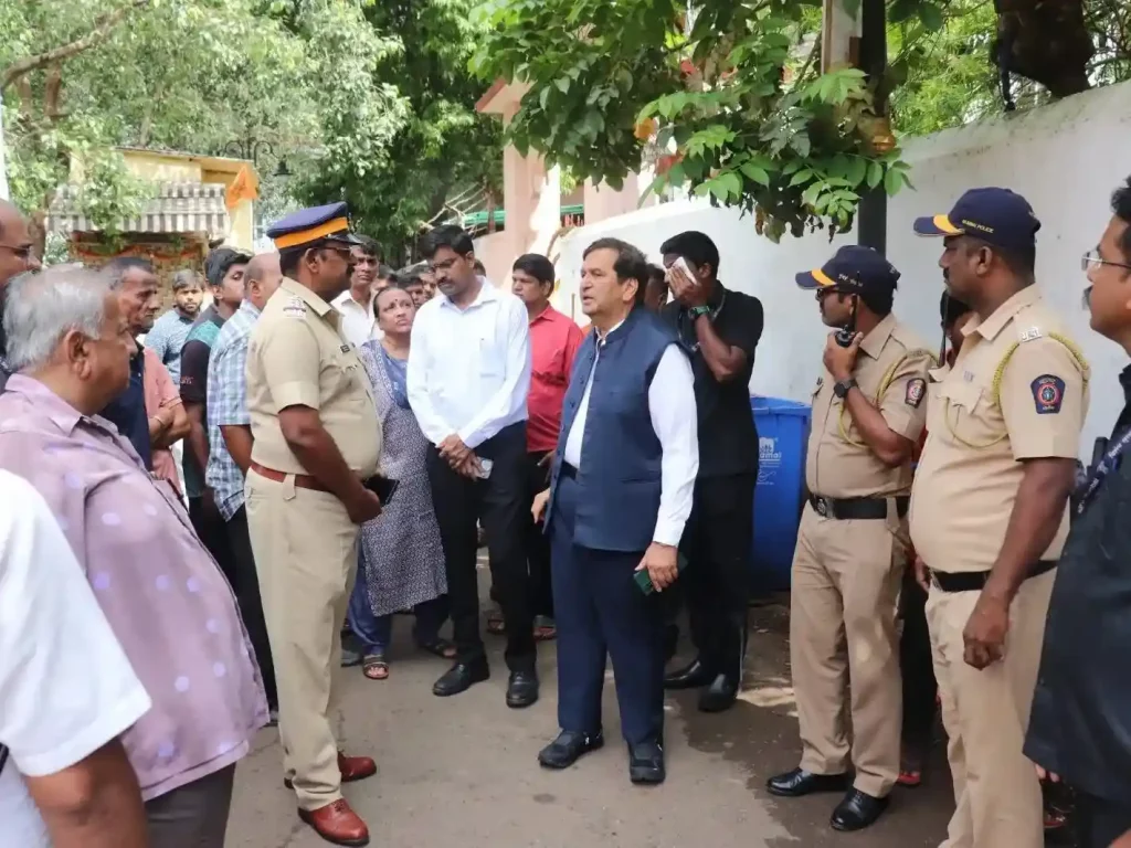 Damage to Mumbai's historic Lake Banganga, Guardian Minister Mangal Prabhat Lodha in action; Given this direction..