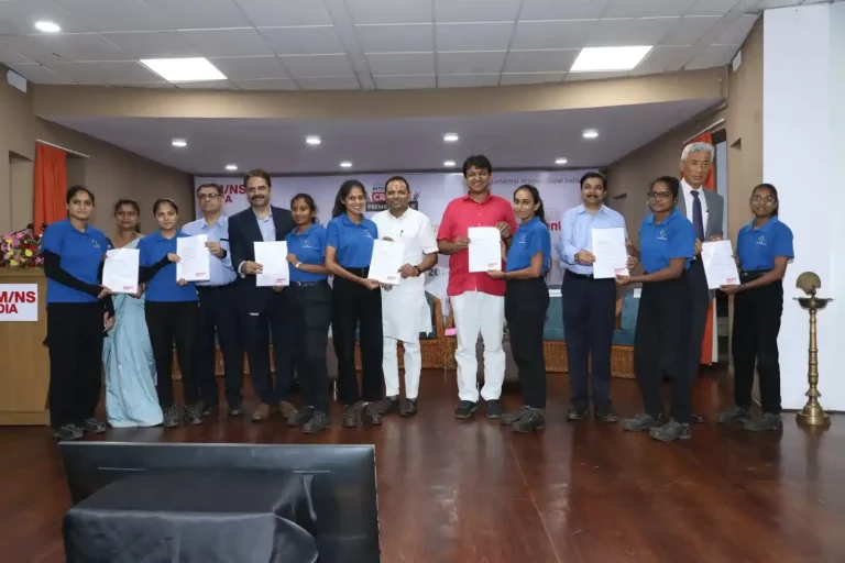 Inauguration of various works in Suvali and Hazira villages of Choryasi Taluka Surat from the CSR fund of AMNS Company by the Minister of Forest Mukeshbhai Patel