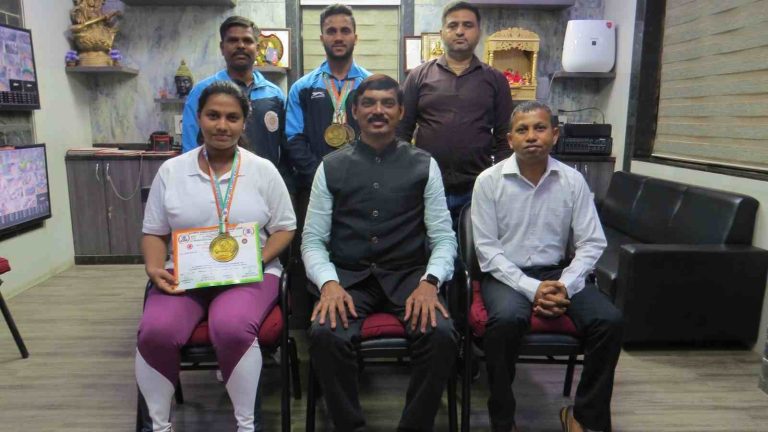 Sportsmen of Navyug Commerce College won Gold Medal in Powerlifting Competition organized by Gujarat State Police Department