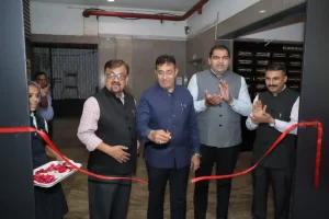 A picture exhibition organized in surat on the occasion of Vibhajan Vibhishika Smriti Diwas inaugurated, can be visited free of cost till this date.