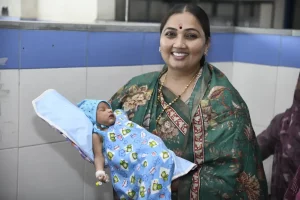 Bhanuben Babariya, Minister for Women and Child Welfare launching the Statewide World Breastfeeding Week at Gandhinagar Civil Hospital