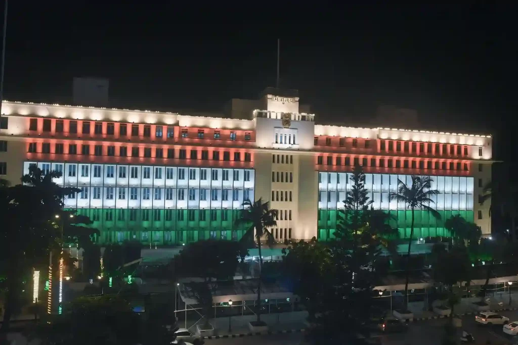 Har Ghar Tiranga Campaign- Several iconic buildings illuminated in Tricolour