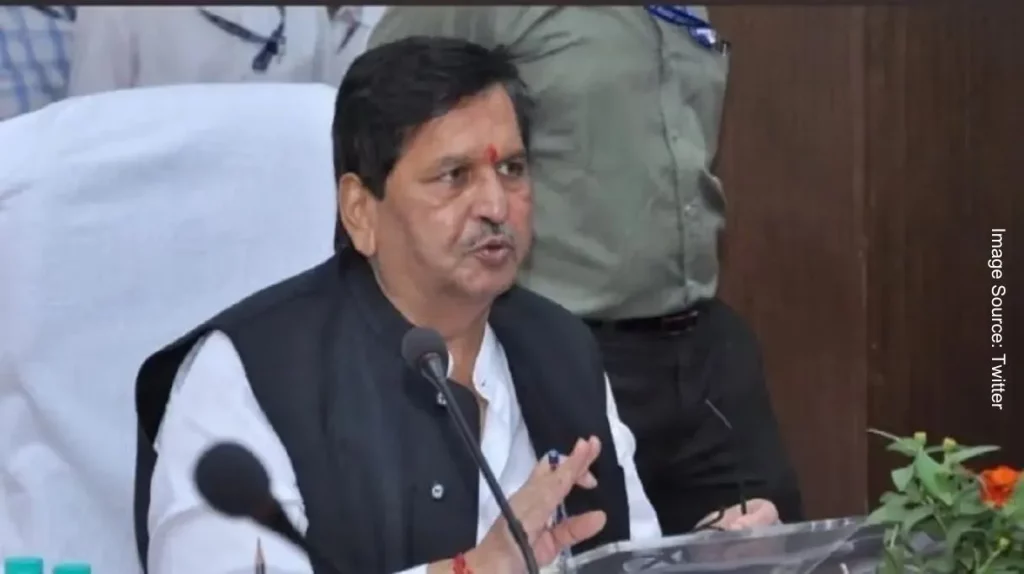 Minister Lodha announced that the limit of three lakh rupees will now be increased to 10 lakh