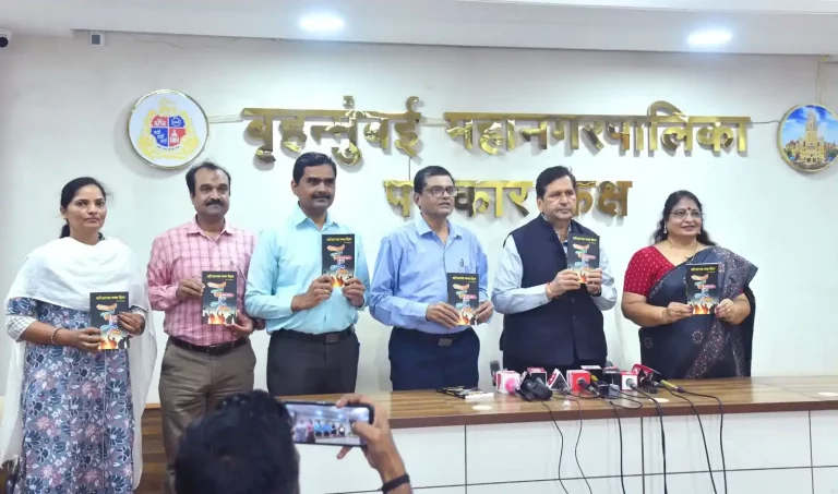 Minister Mangal Prabhat Lodha releases the book 'Career Chi Navi Disha' giving career information to the youth of Maharashtra.