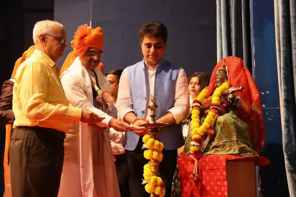 On the auspicious occasion of the 191st birth anniversary of Veer Kavi Narmad, the 55th special graduation ceremony