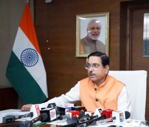 States under Open Market Sale Scheme (Domestic) Rs. 2,800 can buy rice from Food Corporation of India without participating in e-auction Shri Pralhad Joshi