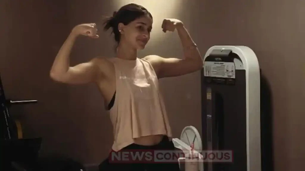 ananya panday fitness challenge lifts 120 kgs