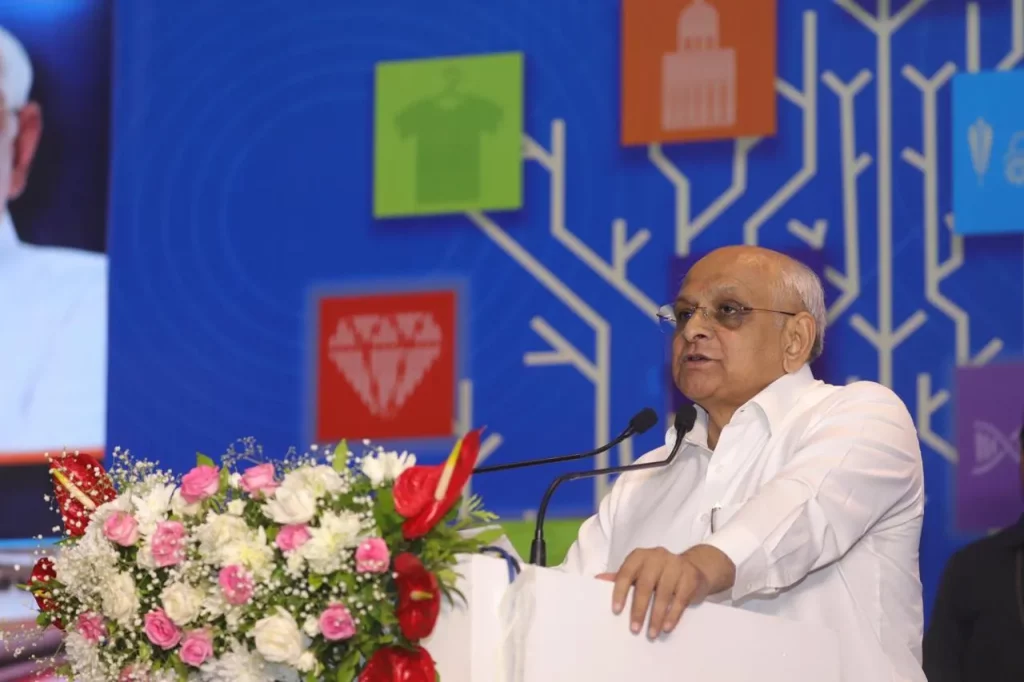 Bhupendra Patel launched the 'Economic Development Plan' of Surat Economic Region as a growth hub, lakhs of people will get employment.