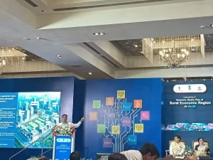 Expert Dialogue held on 'Education, Skill Development and Employment' for overall development of Surat