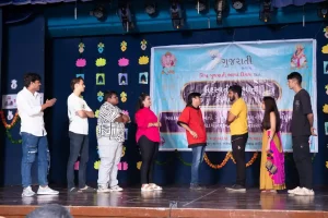 On the occasion of World Gujarati Language Day Saraswati Samman Samaroh 2024 was celebrated in Gujarati style by the Mumbai Gujarati Association.