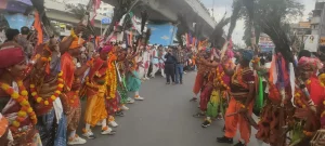 Surat Ganesh Visarjan Ganesh Visarjan was held in Surat with the theme of tribal culture and various schemes,