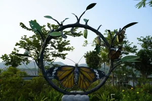 This beautiful butterfly garden at the Statue of Unity, rich in colorful butterflies, has become a tourist attraction, see photos