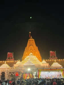 Celebrating Development Week in Gujarat, these iconic places were decorated with grand illuminations.