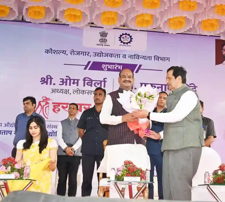 In Maharashtra, Lok Sabha Speaker Om Birla launched the ‘Har Ghar Durga Abhiyan’ In Maharashtra, Lok Sabha Speaker Om Birla launched the 'Har Ghar Durga Abhiyan'