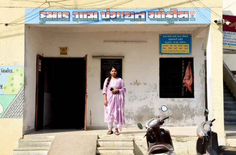 Kalpana Chauhan This girl from Vadodara became Gujarat’s ‘youngest sarpanch’ Kalpana Chauhan This girl from Vadodara became Gujarat's 'youngest sarpanch'