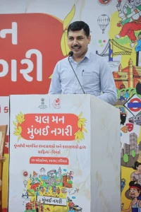 Mumbai's poets, writers and artists appeared in 'Chal Mann Mumbai Nagri..' program in Gandhinagar by Gujarati Sahitya Akadmi