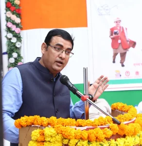 Postal Department organized national level letter writing competition Dhai Akhar , prize of 50 thousand rupees to winners.